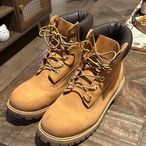Timberlands Tan Leather Boots